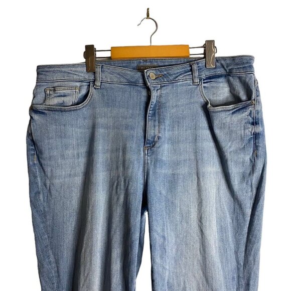 DL1961 Women's Light Wash High Waisted Raw Hem Denim Jeans - Picture 2 of 6